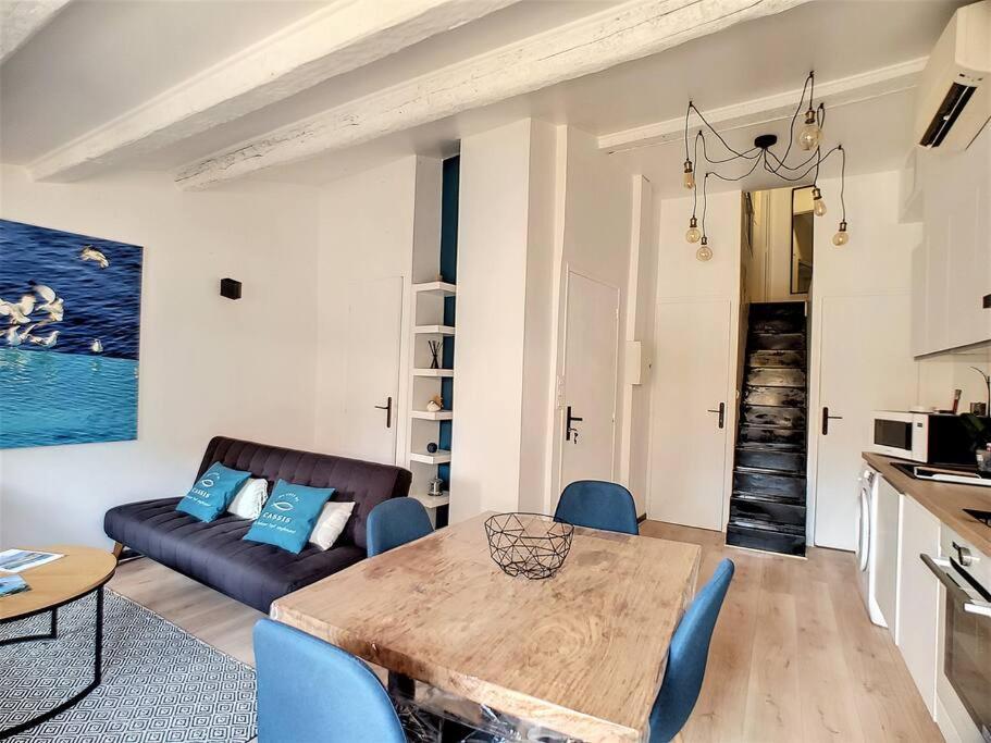 Un Balcon, Au Coeur Du Village Cassis Bagian luar foto