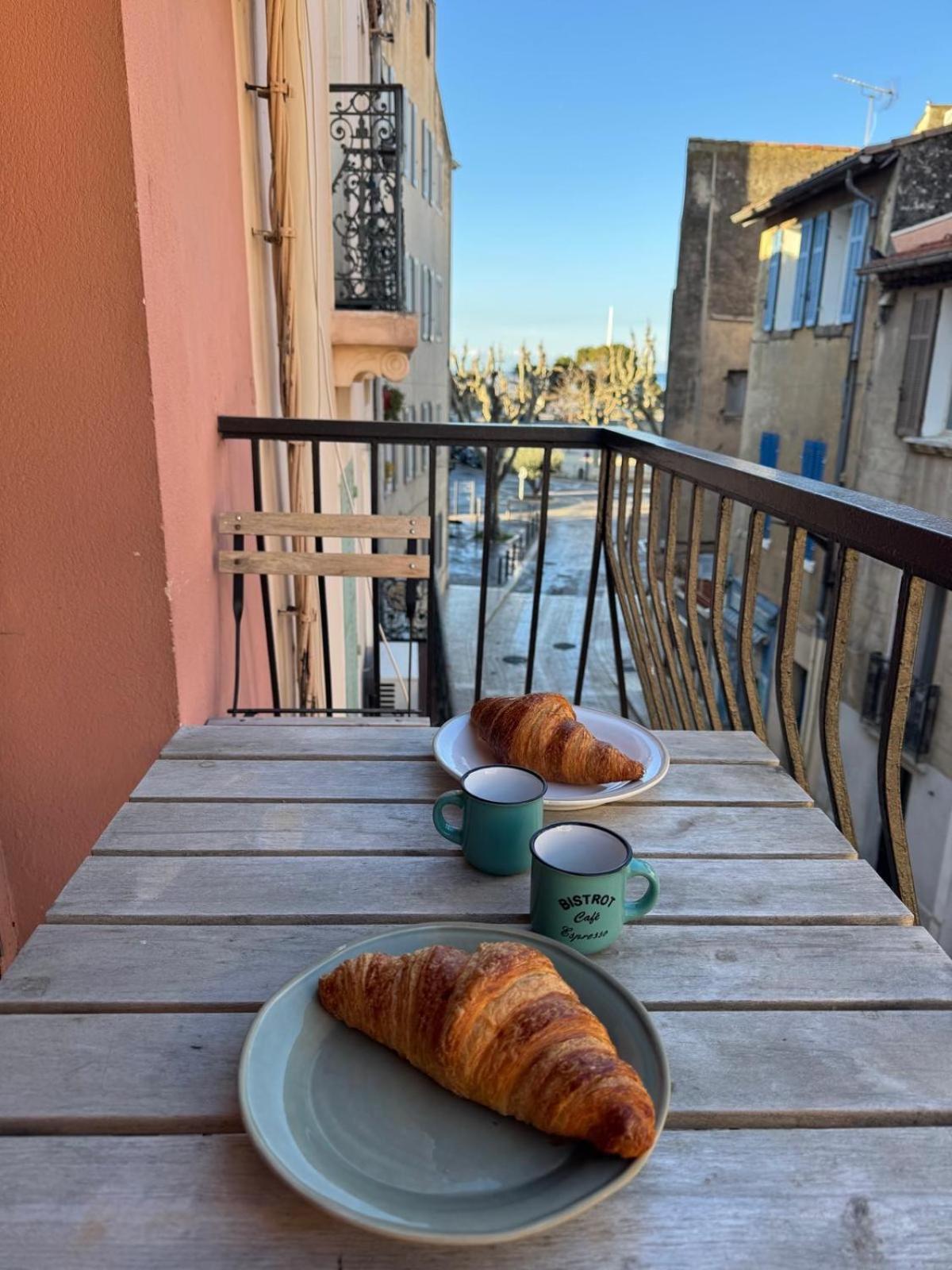 Un Balcon, Au Coeur Du Village Cassis Bagian luar foto